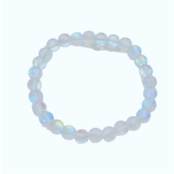 None Jewelry - UNBRANDED Frosted Iridescent GLASS AB BEADED Luminous Stretch Bracelet